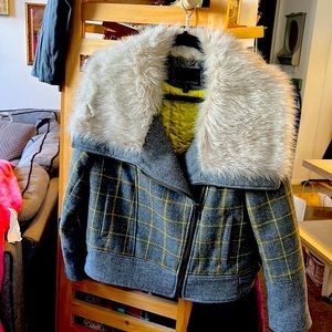 Banana Republic M petite NWOT Plaid Faux Fur Coat wool
